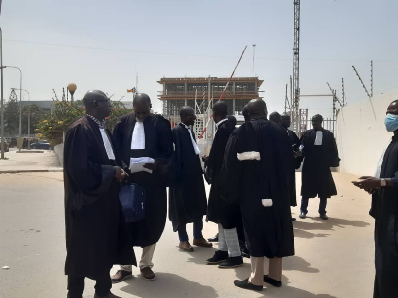 Emprisonnement de Ngagne Demba Touré: Juan Branco charge les greffiers Emprisonnement de Ngagne Demba Touré: Juan Branco charge les greffiers