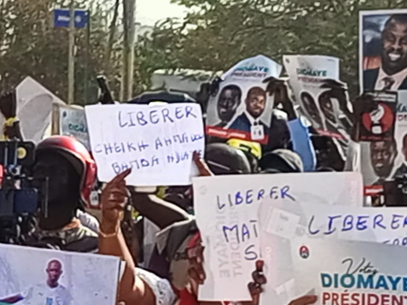 Manifestation pour la libération des détenus politiques : Cheikh Omar Diagne annonce la construction d’un monument emblématique pour les détenus Manifestation pour la libération des détenus politiques : Cheikh Omar Diagne annonce la construction d’un monument emblématique pour les détenus