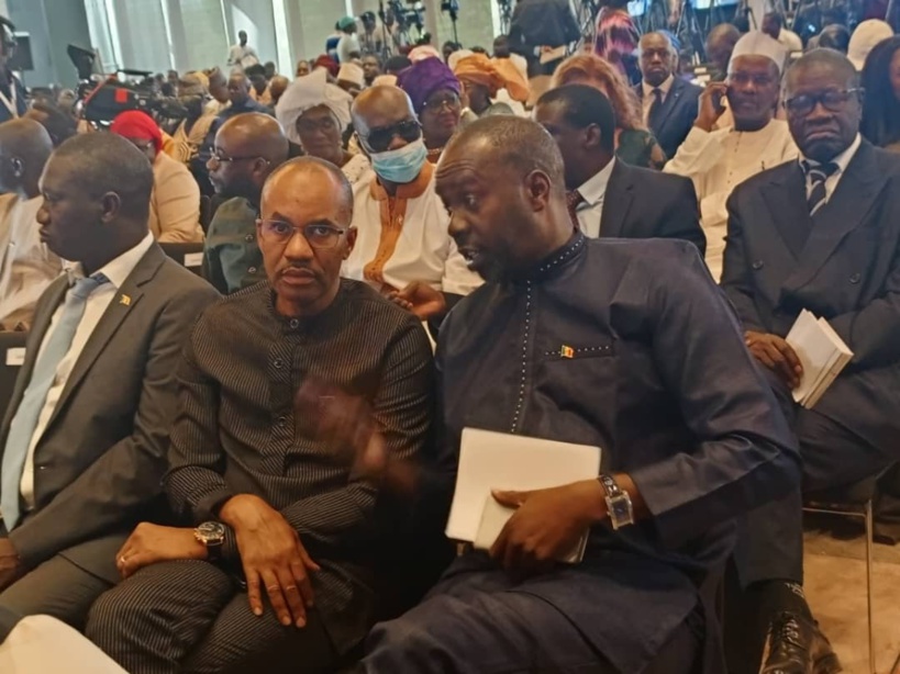 Les images du dialogue, Madické Niang la surprise du chef ! Les images du dialogue, Madické Niang la surprise du chef !