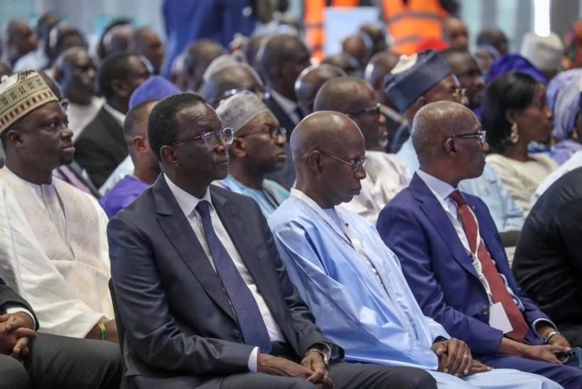 Dialogue: Macky Sall se retrouve avec 2 candidats sur les 19 annoncés Dialogue: Macky Sall se retrouve avec 2 candidats sur les 19 annoncés