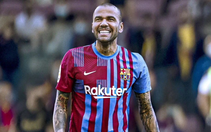 Dani Alves déchu de son statut de légende au Barça Dani Alves déchu de son statut de légende au Barça