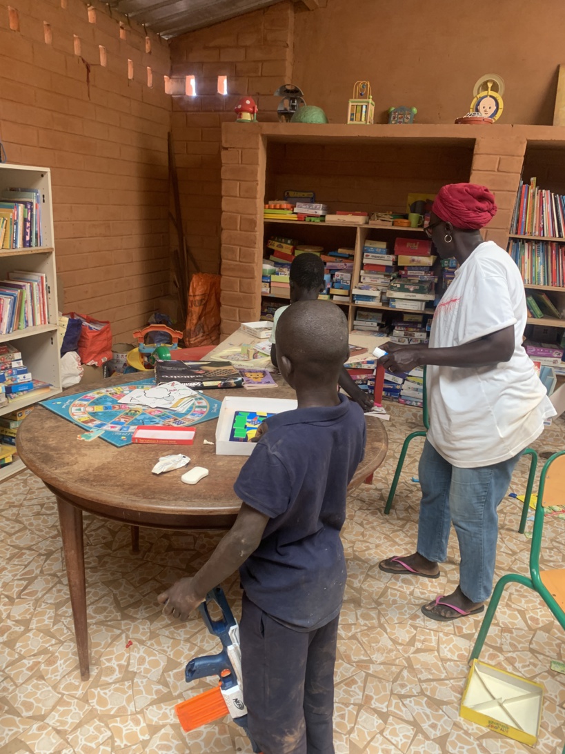 Sénégal : l’ONG Village Pilote, une lueur d'espoir pour les enfants des rues (Reportage) Sénégal : l’ONG Village Pilote, une lueur d'espoir pour les enfants des rues (Reportage)