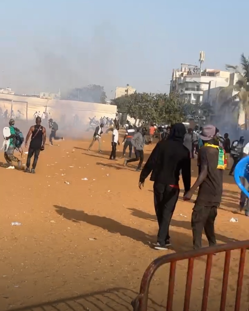 Le rassemblement de FIPPU se termine en queue de poisson, les militants de Taxawou au banc des accusés Le rassemblement de FIPPU se termine en queue de poisson, les militants de Taxawou au banc des accusés