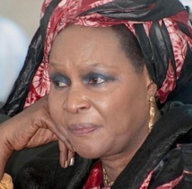 Giflé par Aïda Ndiongue, Khalifatoulaye Coulibaly obtient un million de F CFA Giflé par Aïda Ndiongue, Khalifatoulaye Coulibaly obtient un million de F CFA