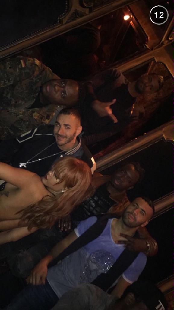 Rihanna: elle rejoint Karim Benzema à New York