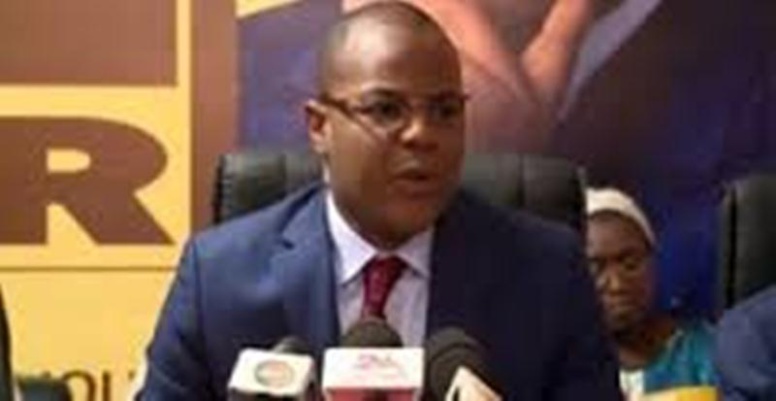 Graves accusations de Mame Mbaye Niang: «L’entourage de Karim Wade a payé… » Graves accusations de Mame Mbaye Niang: «L’entourage de Karim Wade a payé… »