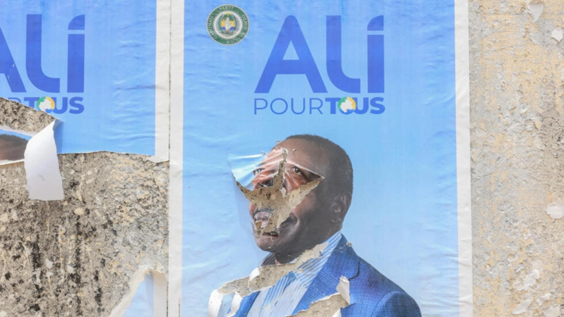 Gabon: l’ex-parti au pouvoir démet Ali Bongo de sa présidence et annonce une nouvelle direction Gabon: l’ex-parti au pouvoir démet Ali Bongo de sa présidence et annonce une nouvelle direction