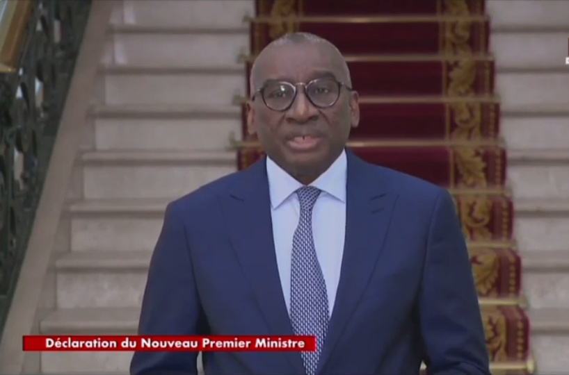 Sénégal : Macky Sall réduit le nombre des ministres à 30
