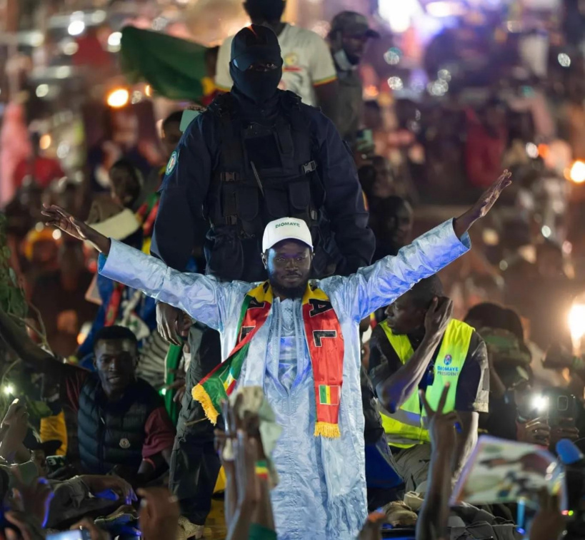 Les premiers mots de Bassirou à sa sortie de prison Les premiers mots de Bassirou à sa sortie de prison