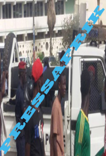 Lutte Zarko-Siteu: un supporter arrêté couteau en main Lutte Zarko-Siteu: un supporter arrêté couteau en main