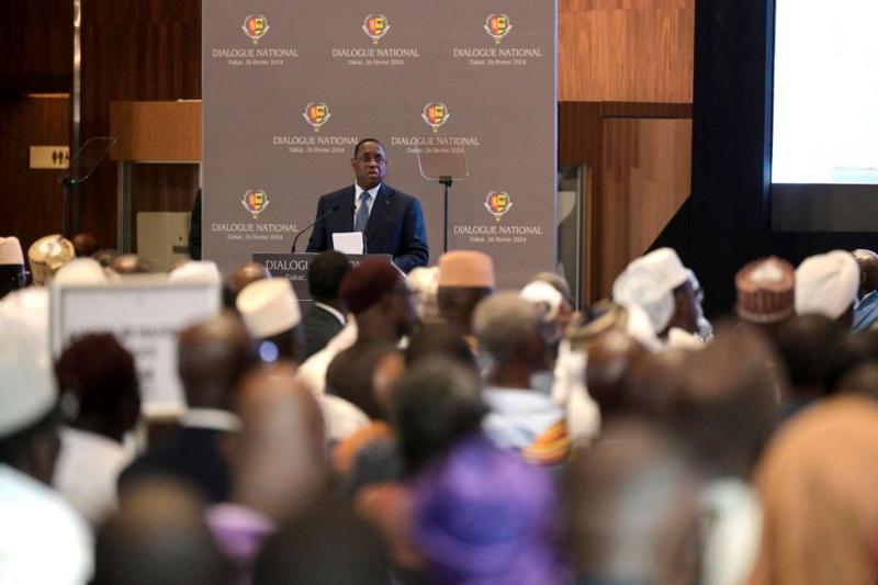 Macky Sall: "s'il (mon successeur) n'est pas élu dès le 24, moi le 2 avril, je m'en vais"