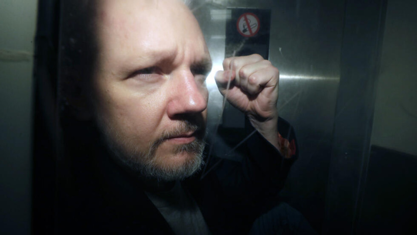 La justice britannique accorde à Julian Assange le droit de faire appel de son extradition vers les États-Unis