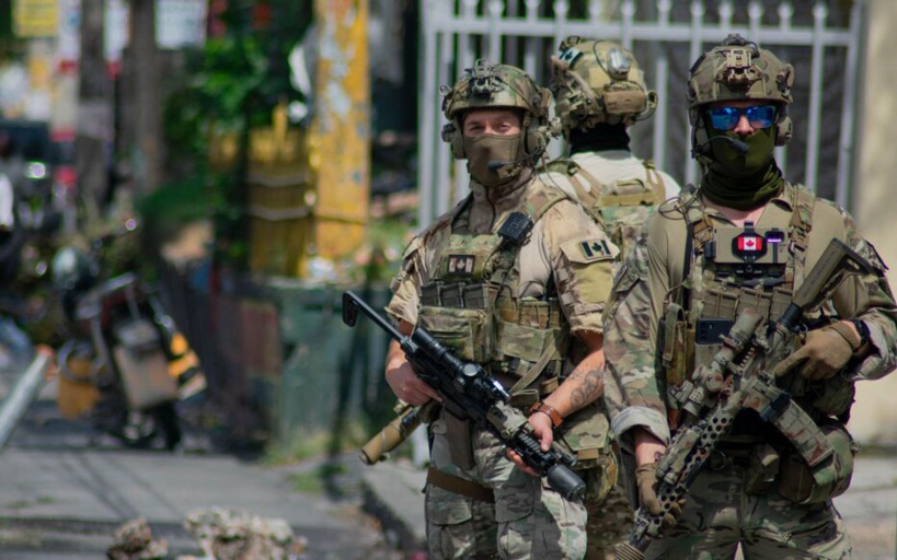 Haïti: 243 personnes évacuées vers la Martinique, dont une majorité de Français Haïti: 243 personnes évacuées vers la Martinique, dont une majorité de Français