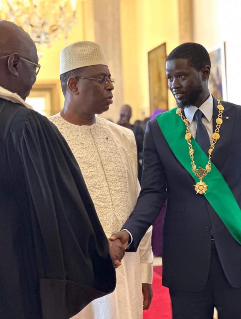 Palais de la République : Macky s'en va, le Président Bassirou Diomaye s’installe Palais de la République : Macky s'en va, le Président Bassirou Diomaye s’installe