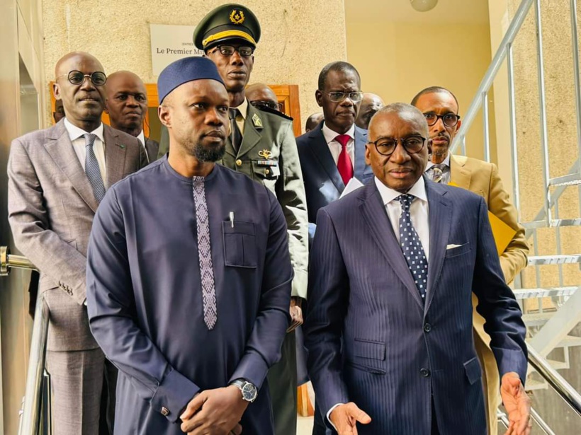 Passation de service à la Primature : Le discours élogieux d'Ousmane Sonko envers son prédécesseur Passation de service à la Primature : Le discours élogieux d'Ousmane Sonko envers son prédécesseur