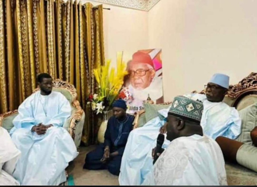 Visite chez les familles religieuses : après Touba le Président Bassirou D Faye a fait cap sur Tivaouane Visite chez les familles religieuses : après Touba le Président Bassirou D Faye a fait cap sur Tivaouane