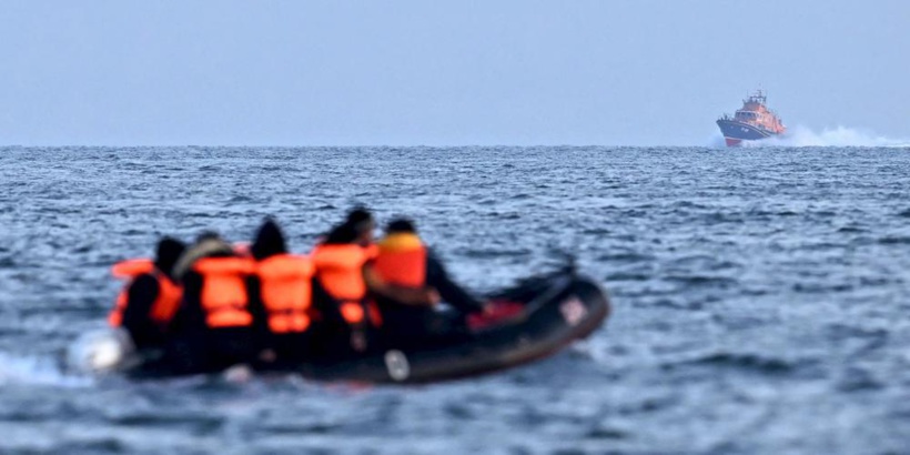 Au moins cinq migrants décédés lors d'une tentative de traversée de la Manche