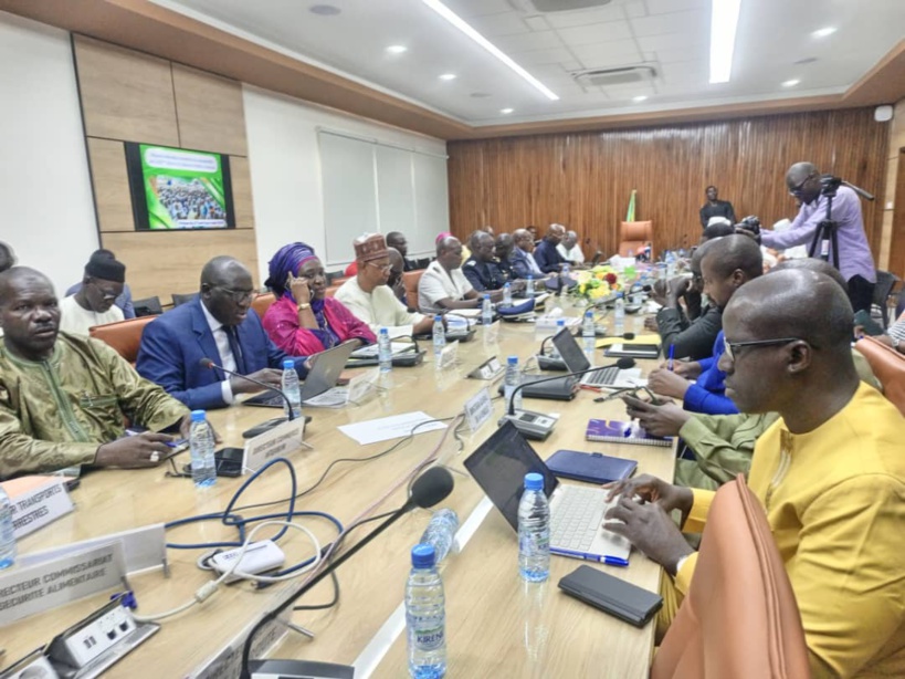 Préparatifs du 83e 'daaka' : le nouveau ministre de l'Intérieur exige l'application des engagements pris par les différentes parties prenantes Préparatifs du 83e 'daaka' : le nouveau ministre de l'Intérieur exige l'application des engagements pris par les différentes parties prenantes