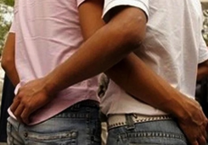 Rebeuss - Médina : Un tailleur homosexuel transmet le VIH à son partenaire marié Rebeuss - Médina : Un tailleur homosexuel transmet le VIH à son partenaire marié