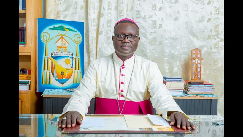 Enseignement au nom de l’Eglise : L’Evêque de Thiès rend obligatoire la possession d’un mandat d’enseigner Enseignement au nom de l’Eglise : L’Evêque de Thiès rend obligatoire la possession d’un mandat d’enseigner