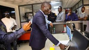 Sénégal : vers une généralisation des dispositifs de pointage biométrique ?Par Mamadou Lamine N. DIA