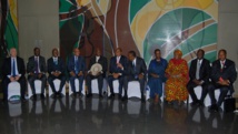 Les chefs d'Etat est-africains réunis à Dar es Salaam, le 31 mai 2015. AFP PHOTO / STRINGER