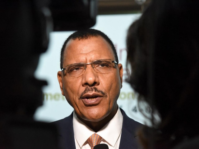 Niger: les avocats de l'ex-président Mohamed Bazoum interpellent la Cour d'État