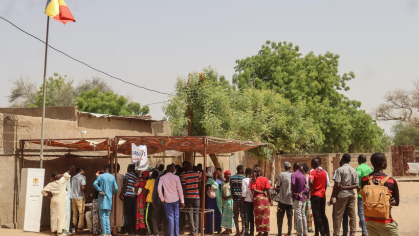 Présidentielle au Tchad: À Ndjamena, un vote globalement dans le calme à la mi-journée Présidentielle au Tchad: À Ndjamena, un vote globalement dans le calme à la mi-journée
