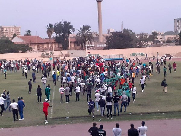 Ligue 1 Sénégal : la violence refait surface après le match Jaraaf - Teungueth FC