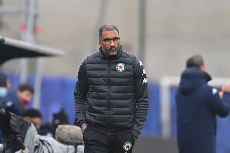 Football : Habib Beye aurait rencontré le directeur général du Stade de Reims