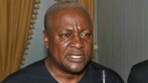 Le président Mahama et son épouse ont pu rejoindre Accra sains et saufs Le président Mahama et son épouse ont pu rejoindre Accra sains et saufs