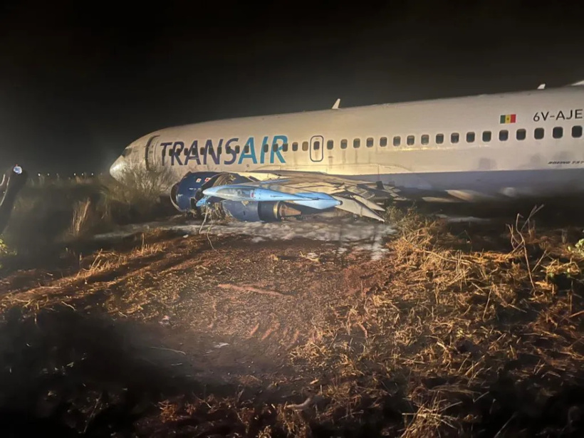 AIBD: "Une sortie de piste" de l'avion TRANSAIR fait 11 blessés dont 4 graves AIBD: "Une sortie de piste" de l'avion TRANSAIR fait 11 blessés dont 4 graves