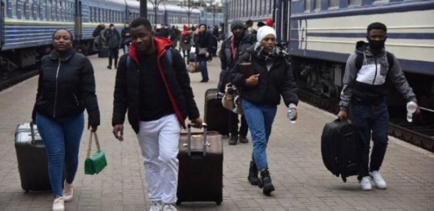 France: Les étudiants sénégalais font face aux retards répétitifs dans le versement de leurs allocations.