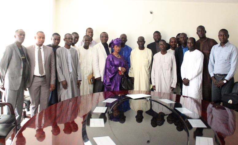 Rencontre APPEL/Ministre de la Communication: Les bases d'un partenariat pour une presse en ligne crédible Rencontre APPEL/Ministre de la Communication: Les bases d'un partenariat pour une presse en ligne crédible