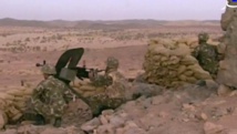 Des soldats algériens dans le sud du pays. AFP PHOTO/ENNAHAR TV Des soldats algériens dans le sud du pays. AFP PHOTO/ENNAHAR TV