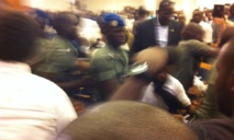 En Direct du Palais de Justice : «C’est le procès de l’impérialisme et du colonialisme»-Pro-Habré. En Direct du Palais de Justice : «C’est le procès de l’impérialisme et du colonialisme»-Pro-Habré.