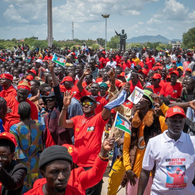 Soudan du Sud: des milliers de personnes participent à un meeting en soutien à Salva Kiir Soudan du Sud: des milliers de personnes participent à un meeting en soutien à Salva Kiir