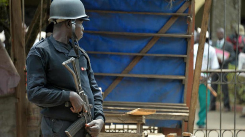 Cameroun: un attentat dans un bar de Bamenda fait 2 morts et une quarantaine de blessés Cameroun: un attentat dans un bar de Bamenda fait 2 morts et une quarantaine de blessés