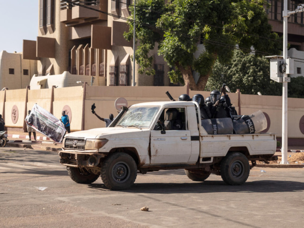 Burkina Faso: à peine libéré provisoirement, Emmanuel Zoungrana est arrêté par les renseignements Burkina Faso: à peine libéré provisoirement, Emmanuel Zoungrana est arrêté par les renseignements
