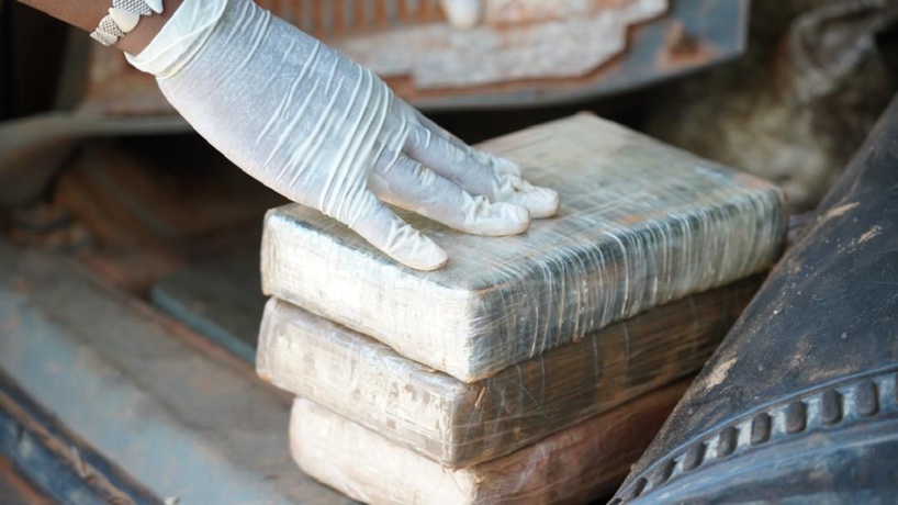 Saisie de drogue à Keur Ayip : la Douane met la main sur 30 kg de cocaïne Saisie de drogue à Keur Ayip : la Douane met la main sur 30 kg de cocaïne