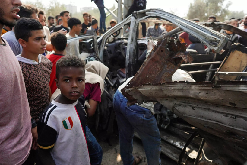 Israël bombarde la bande de Gaza du nord au sud Israël bombarde la bande de Gaza du nord au sud