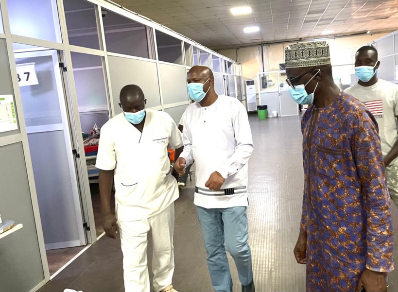 Le ministre de la Santé poursuit ses visites surprises dans les hôpitaux (photos) Le ministre de la Santé poursuit ses visites surprises dans les hôpitaux (photos)