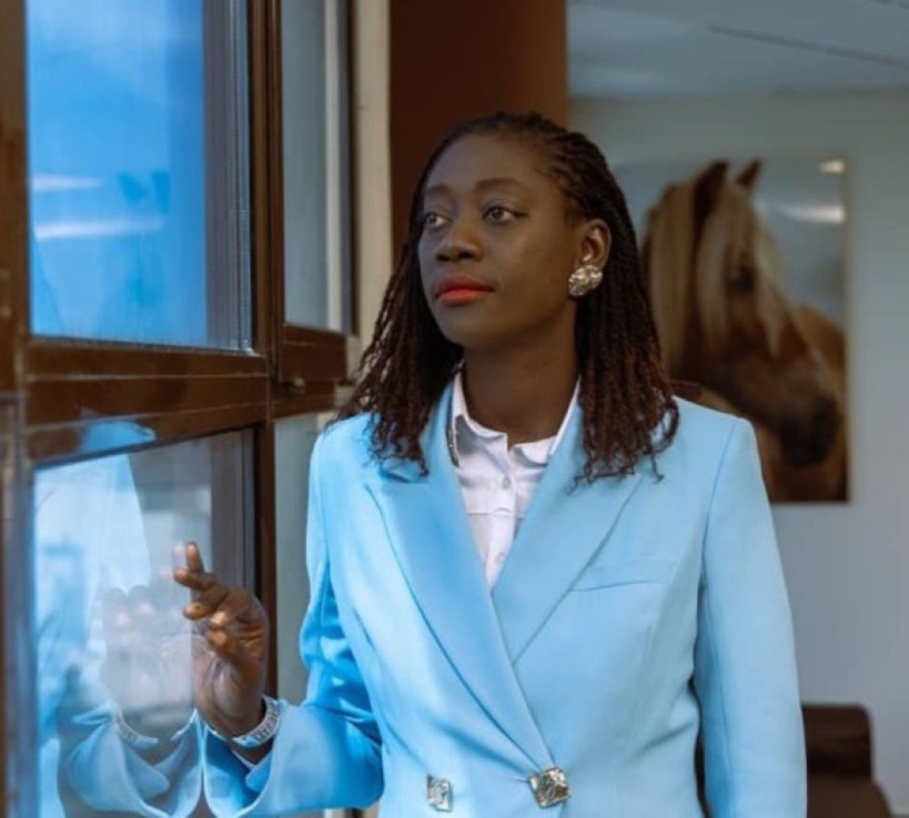 Affaire des véhicules de la Présidence : Dr Nafisatou Diouf confondue avec un autre bénéficiaire Affaire des véhicules de la Présidence : Dr Nafisatou Diouf confondue avec un autre bénéficiaire