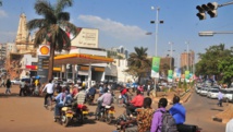 Dans une rue de Kampala, capitale de l'Ouganda. RFI/Gloria Nakiyimba Dans une rue de Kampala, capitale de l'Ouganda. RFI/Gloria Nakiyimba