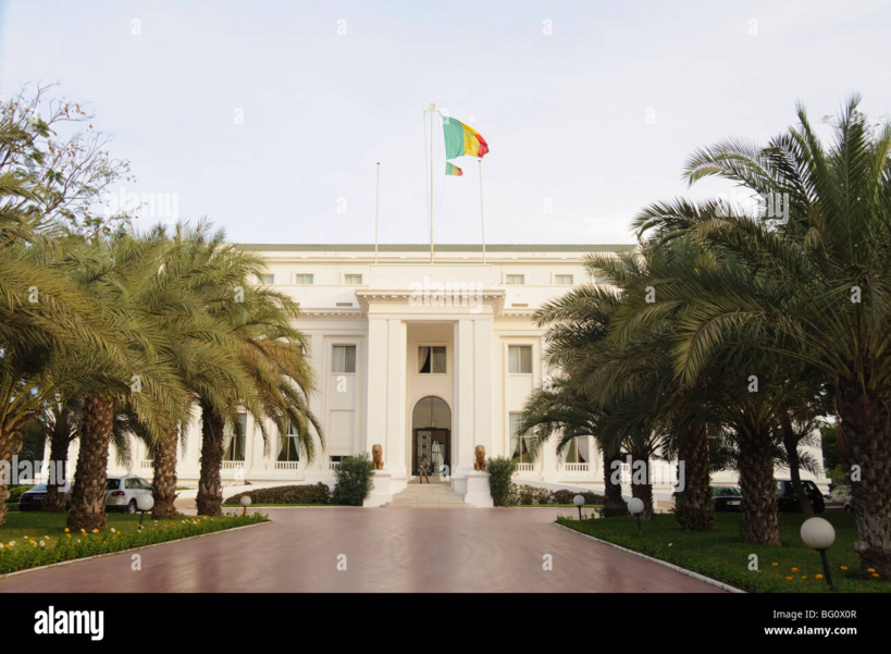 Palais de République: le Président Diomaye change de sécurité Palais de République: le Président Diomaye change de sécurité