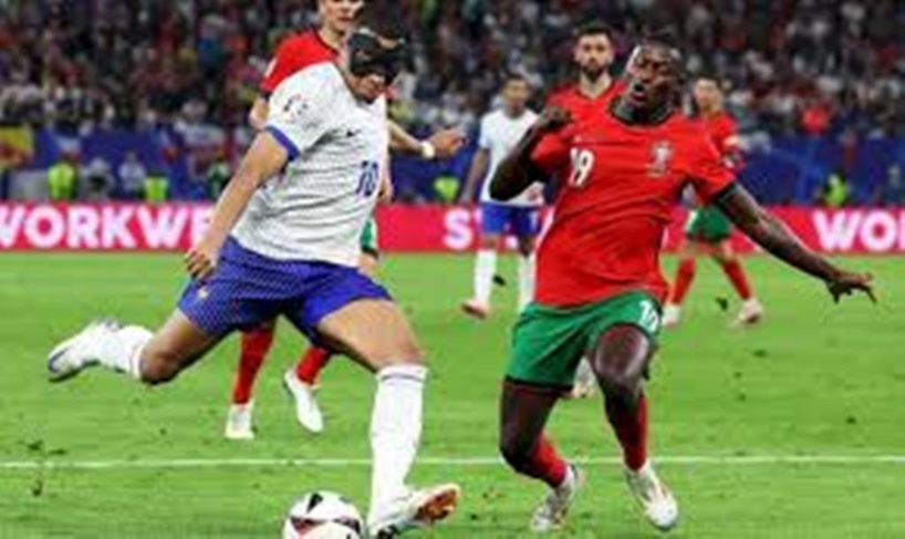 La presse mondiale détruit les Bleus ! La presse mondiale détruit les Bleus !