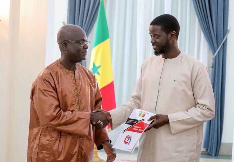 Conditions de détention dans les prisons : le rapport annuel de l'Onlpl entre les mains du président de la République Conditions de détention dans les prisons : le rapport annuel de l'Onlpl entre les mains du président de la République