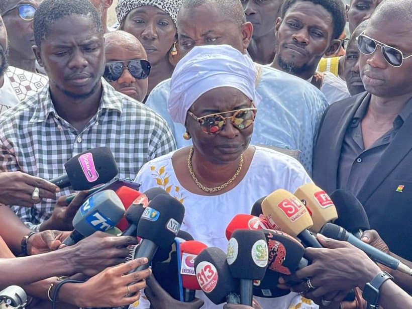 Procès contre Mansour Faye : Aminata Touré maintient ses accusations: "c'est la Cour des comptes qui dit qu'il y a une surfacturation..." Procès contre Mansour Faye : Aminata Touré maintient ses accusations: "c'est la Cour des comptes qui dit qu'il y a une surfacturation..."