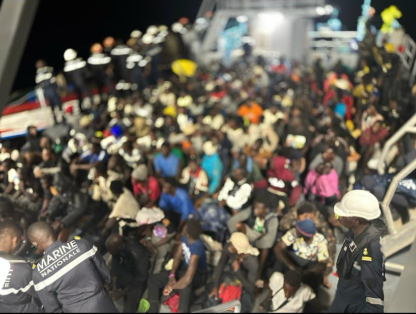 Migration irrégulière: la marine sénégalaise intercepte une pirogue transportant plus de 200 individus au Large de Saint-Louis Migration irrégulière: la marine sénégalaise intercepte une pirogue transportant plus de 200 individus au Large de Saint-Louis