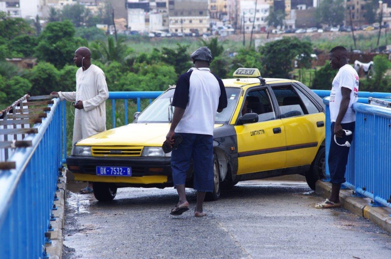Affaire de taximan / passerelle de Camberéne : De la culture urbaine pour tous !